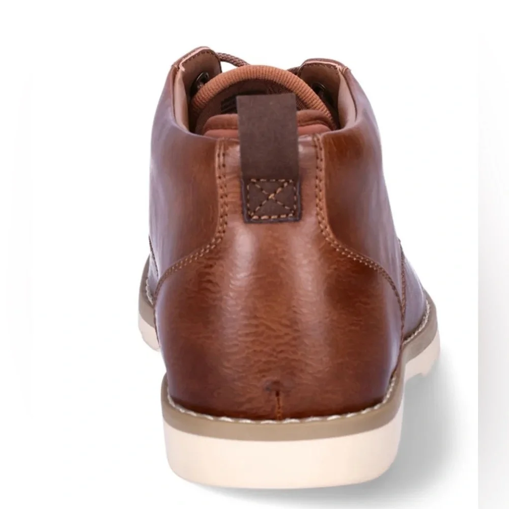 Madden NYC Men’s Hoffman Chukka Boots New With tags size 11